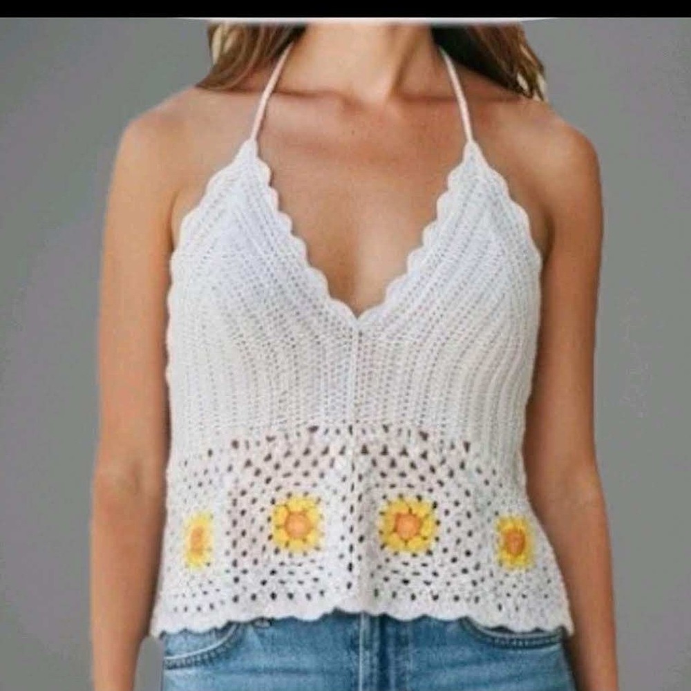 Aerie Crochet Halter Top Womens Medium White Daisy Floral Boho